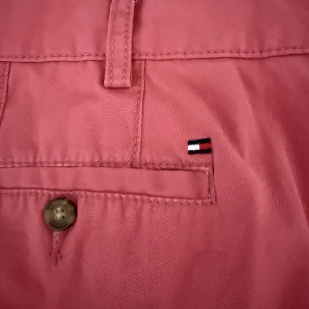 New Tommy Hilfiger Men's Size 42 Classic Fit Shorts Pink Cotton NWT